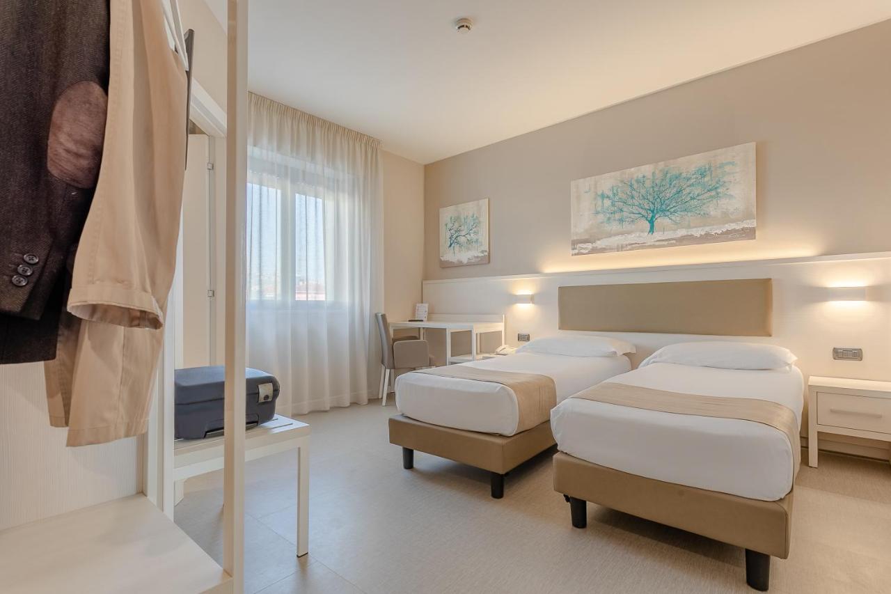Hotel Concorde Camerano Room photo