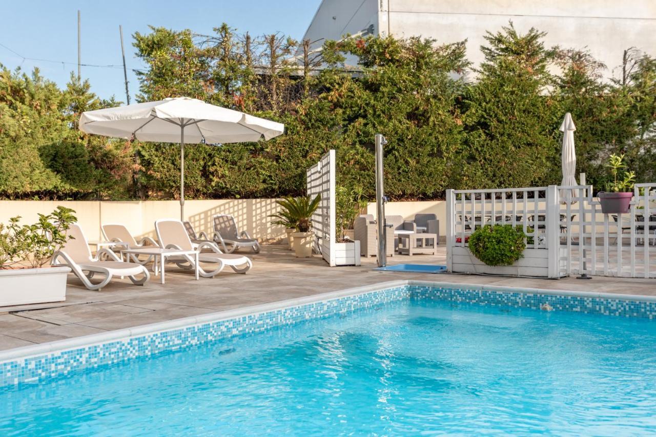 Hotel Concorde Camerano Exterior photo