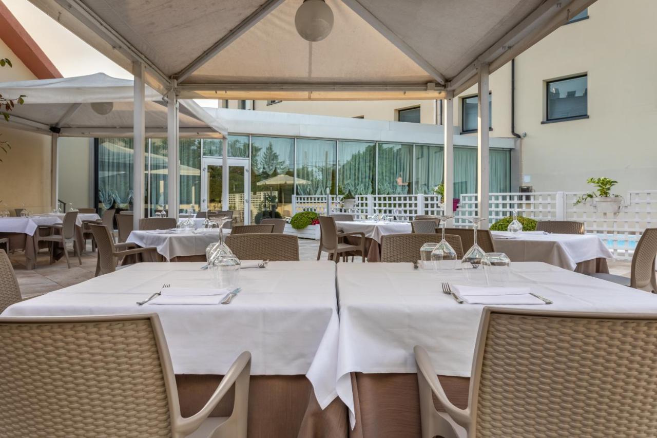 Hotel Concorde Camerano Exterior photo