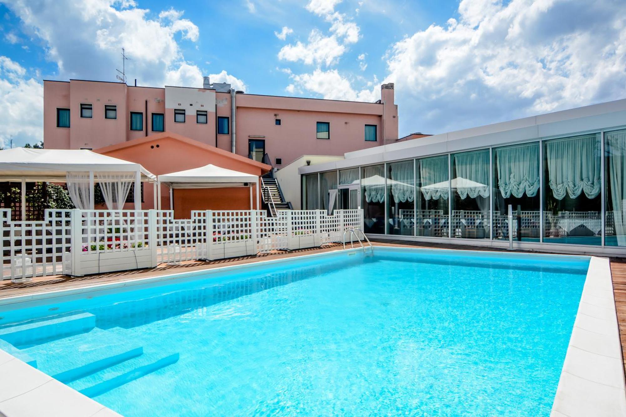 Hotel Concorde Camerano Exterior photo